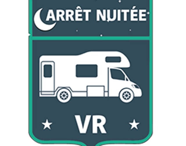 ARRÊT NUITÉE VR - PARC À L'OMBRE DES PINS